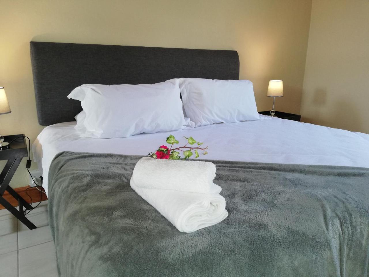 La Maison On 3Rd Guesthouse Πορτ Ελίζαμπεθ Εξωτερικό φωτογραφία